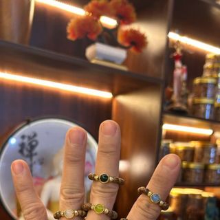 Nhẫn trầm hương phong thủy đeo tay giá sỉ