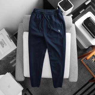 Jogger nam. Chất vải Pique trẻ trung, dệt sợi 100% cotton  thấm hút mồ hôi tốt.