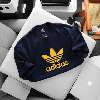 Áo thun nam .  Chất thun cotton co giãn 4 chiều , Chất vải dày vừa mềm mịn thấm hút mồ hôi tốt.