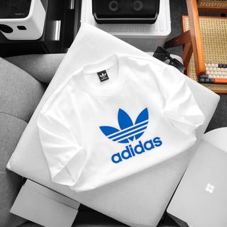 Áo thun nam .  Chất thun cotton co giãn 4 chiều , Chất vải dày vừa mềm mịn thấm hút mồ hôi tốt.