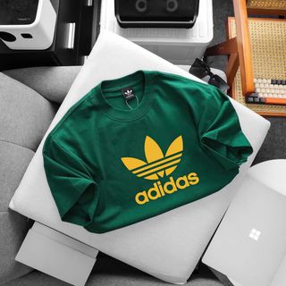 Áo thun nam .  Chất thun cotton co giãn 4 chiều , Chất vải dày vừa mềm mịn thấm hút mồ hôi tốt.