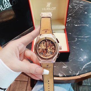 SALE BỎ MẪU ĐỒNG HỒ NAM TRUNG CẤP HUPOT DÂY DA MẶT TRÒN