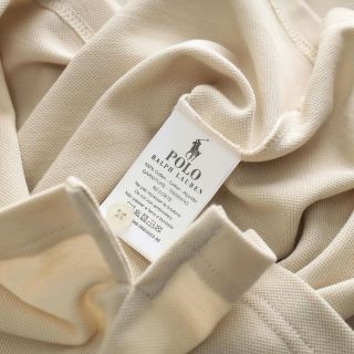 Mẫu Áo thun polo nam. Chất cotton sớ cá mập vải nhập , k quá dầy cũng k quá mỏng.