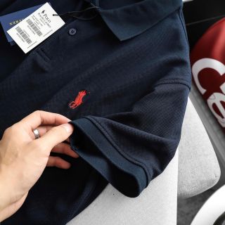 Mẫu Áo thun polo nam. Chất cotton sớ cá mập vải nhập , k quá dầy cũng k quá mỏng.