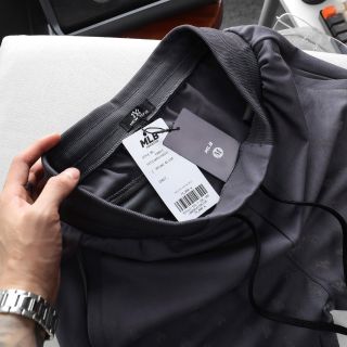 Quần Short nam.  Chất vải Bc cotton mịn dày cực đẹp. Thiết kế logo in nổi.