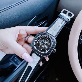 ĐỒNG HỒ NAM SIÊU CẤP 7FRIDAY MÁY CƠ NEW MÀU TRẮNG ĐEN TẶNG DÂY FULLBOX