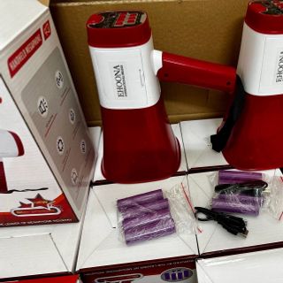 Loa phóng thanh E06 -BT kèm 4 pin , hỗ trợ Bluetooth