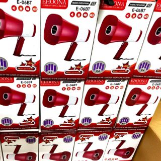 Loa phóng thanh E06 -BT kèm 4 pin , hỗ trợ Bluetooth