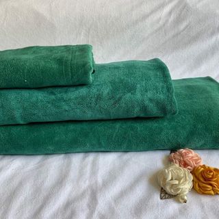 Khăn Lau Ôtô KHỔ LỚN Chất Microfiber Mềm Mịn, Thấm Hút Tốt