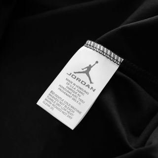 Áo thun nam. Chất 100% COTTON chính phẩm co giản 4 chiều xịn sò dày dặn mịn mát. Fom chuẩn xuất khẩu.