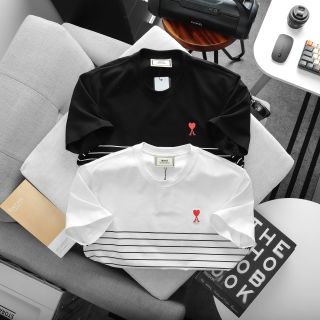 Áo Ami Logo Sọc in.  Chất liệu cotton 4 chiều, co giãn mềm mịn, thấm hút mồ hôi tốt.