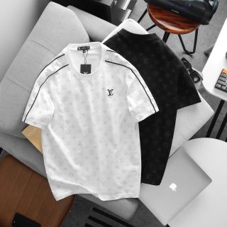 Áo thun nam Cotton 4 chiều xịn.   Bo rip đồng màu, thiết kế basic.
