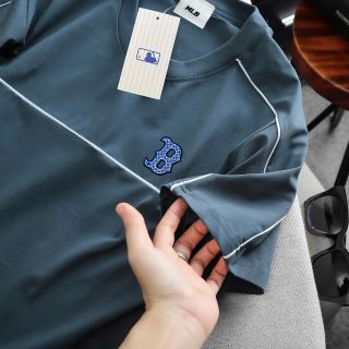 Áo thun Cotton nam 4 chiều mềm mịn.