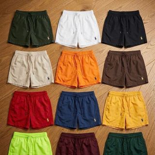 Short Polo nam basic.  Chất dù trơn, có lót lưới phía trong.  Có túi rút đựng mỗi sản phẩm.  Logo thêu tỉ mỉ.