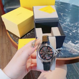 SĂN SALE ĐỒNG HỒ NỮ SIÊU CẤP FENDY MẶT ĐÁ XOAY ĐỔI NHIỀU MÀU TẶNG KÈM DÂY HÃNG FULLBOX