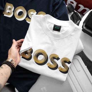 Mẫu áo thun cotton 4c, in logo 3D nổi chuẩn hãng.