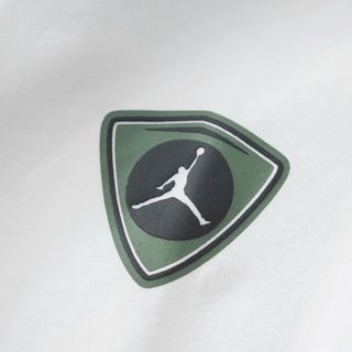 Áo thun nam. Chất thun cotton 4c xịn mịn. Logo thêu. In Lụa Xịn  hiệu ứng cực độc.