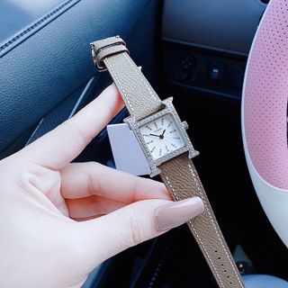 ĐỒNG HỒ NỮ CAO CẤP HREMES DÂY DA NIỀNG ĐÁ BẠC