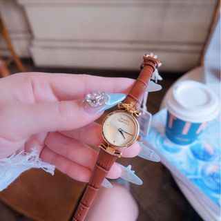 ĐỒNG HỒ NỮ CAO CẤP VIVIENN MAIDA GOLD DIAL DÂY DA MINI FULLBOX