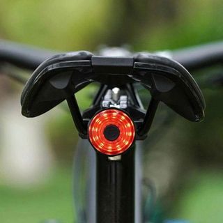 ĐÈN HẬU XE ĐẠP CẢM ỨNG THÔNG MINH