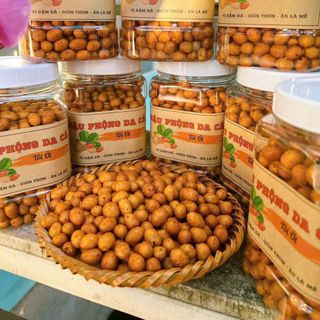 ĐẬU PHỘNG DA CÁ TỎI ỚT 500G GIÒN RỤM BÙI BÉO CAY NHẸ - WINNIE HOUSE
