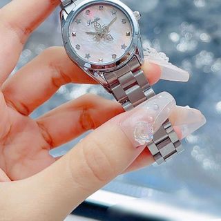 ĐỒNG HỒ NỮ CHÍNH HÃNG SCOTTYE MẶT TRÒN KIM CON ONG XOAY DÂY THÉP BẠC FULLBOX GIÁ MỚI