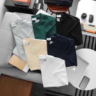 Áo thun nam. Chất vải cotton 2 chiều mịn mướt rượt không bai nhão hay xù lông.