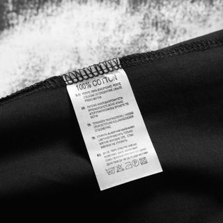 Áo thun nam.  Áo chất cotton 100% 4c cao cấp xịn.  Logo in cham phồng.