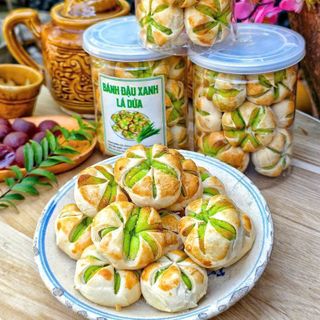 BÁNH ĐẬU XANH LÁ DỨA THƠM NHẸ NGỌT THANH CHUẨN VỊ 300G - WINNIE HOUSE