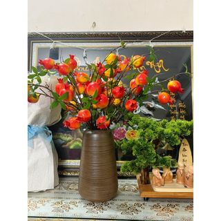 Cành lựu 7 quả thân loại to 0.8cm cành cao 85cm màu đỏ cam quả có độ bóng y như hình