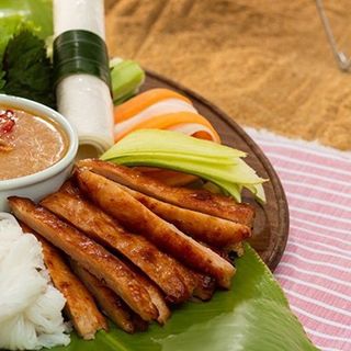 NEM NƯỚNG NHA TRANG LCFOOD - túi 600g 12 cây (giao hcm)