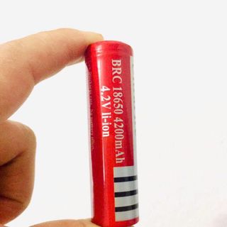 PIN SẠC 3.7V MÀU ĐỎ 4200MAH (T100)