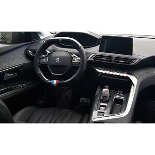Bọc Vô Lăng Xe Hơi Peugeot 40 Loại Carbon D Cut 2 Đầu Có Lỗ Thông Hơi Thoáng Khí Cao Cấp