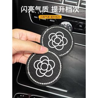Miếng Lót Cốc Chống Trượt Cách Nhiệt trên Ô Tô Xe Hơi Đính Đá Sang Trọng