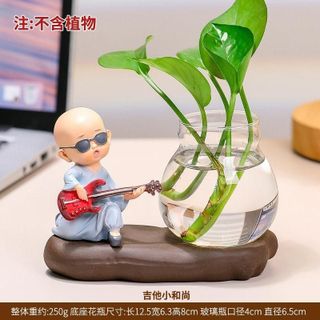 Bình Thủy Sinh Mini Kèm Tượng Chú Tiểu Áo Xám – Gánh Củi / Ca Hát – Trang Trí Bàn Làm Việc / Quà Tặng