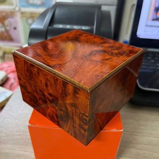 HỘP GỖ HOA VĂN SƠN MÀI CAO CẤP