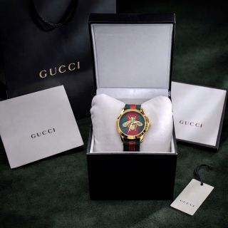GUC𝐋𝐞 𝐌𝐚𝐫𝐜𝐡𝐞́ 𝐝𝐞𝐬
𝐌𝐞𝐫𝐯𝐞𝐢𝐥𝐥𝐞𝐬 𝐘𝐀𝟏𝟐𝟔𝟒𝟖𝟕