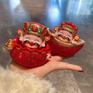 Ông Thần Tài Ngồi Trong Hũ Tiền Và Thỏi Vàng Đính Đá Phúc Lộc May Mắn Decor Taplo Ô Tô,Ban Thần Tài,Bàn Làm Việc