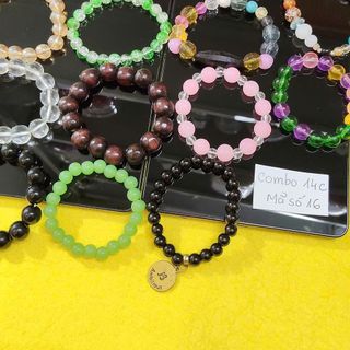 Lô 14 chuỗi đeo tay ngẫu nhiên 14 mẫu khác nhau, giá 140k/1 combo 14 chuỗi, mua 5 combo x120k siêu rẻ