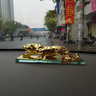 Tượng Hổ Vằn Đính Đá Phong Thủy Trang Trí Taplo Xe Hơi Ô Tô Và Bàn Làm Việc - Chúa Sơn Lâm - Nội Thất Decor Đồng