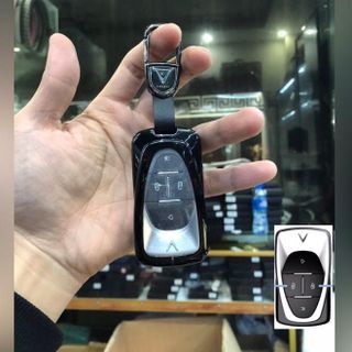Ốp Khoá Kim Loại Vin-fast VF8,VF9,E34 Chìa Form Cũ Hợp Kim Cacbon Cao Cấp Bảo Vệ Chìa Khoá Móc Khoá Móc Khóa Silicon