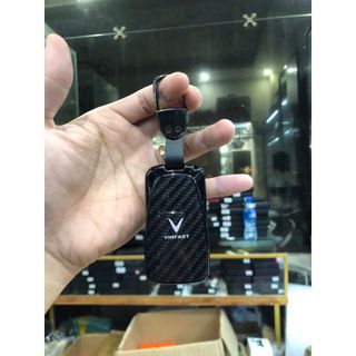 Ốp Khoá Kim Loại Vin-fast VF8,VF9,E34 Chìa Form Cũ Hợp Kim Cacbon Cao Cấp Bảo Vệ Chìa Khoá Móc Khoá Móc Khóa Silicon