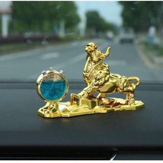 Tượng Trâu vàng phong thủy để xe ô tô  - Biểu tượng của may mắn, tài lộc tặng kèm nước hoa ô tô
