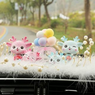 Set Gia Đình Nai Trang Trí Taplo Ô Tô, Bàn Làm Việc, Góc Học Tập Đầu Nai Lắc Lư Dễ Thương