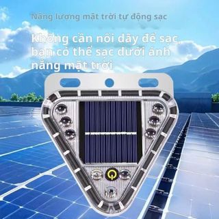 Đèn LED Cảnh Báo Nguy Hiểm NLMT Hình Tam Giác Kiêm Pin Sạc Dự Phòng Cho Ô Tô|KHAIHUYAUTO