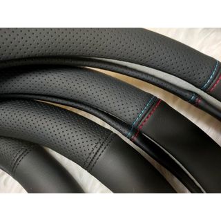 (Có Sẵn)Bọc Vô Lăng Da Nappa Mềm Cao Cấp Có Logo Hãng Xe Ô Tô – Hyundai, Toyota, Mazda, Kia, Mitsubishi, Ford