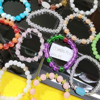 Lô 14 chuỗi đeo tay ngẫu nhiên 14 mẫu khác nhau, giá 140k/1 combo 14 chuỗi, mua 5 combo x120k siêu rẻ nha