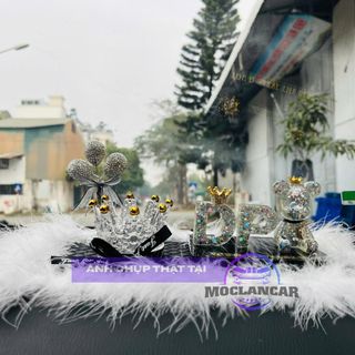 Set Gấu Pha Lê Beerrick Chữ D&P Đính Đá Trang Trí Ô Tô, Phụ Kiện Nội Thất Xe Sang Trọng