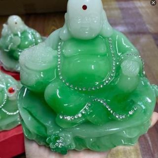 Tượng phật Di Lặc ngọc bích trang trí phong thủy trong nhà và taplo ô tô - phật ngọc xanh cao cấp