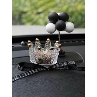 (TẶNG KÈM TINH DẦU HOA ANH ĐÀO)Vương Miện Trang Trí Taplo Ô Tô Kèm Tinh Dầu Thơm – Trang Trí Taplo Xe Hơi, Khử Mùi